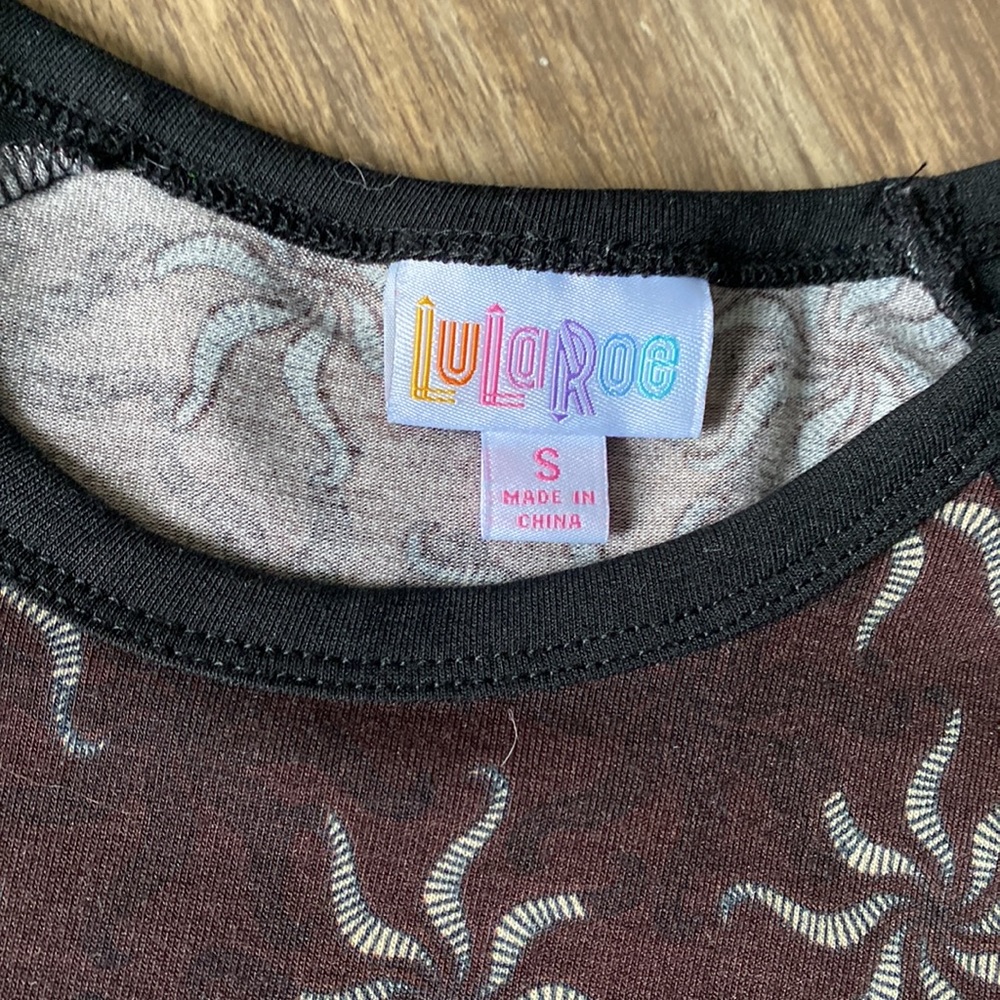 Lularoe - Picture 2 of 2